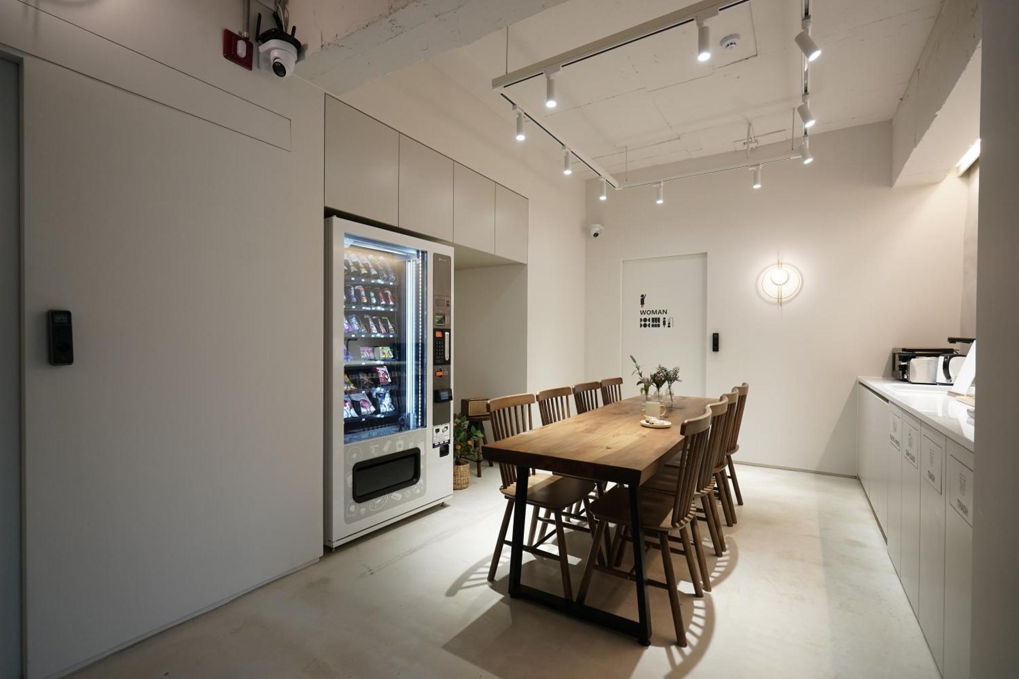 D A L Premium Capsule Hotel-woman Only Capsule hotel *