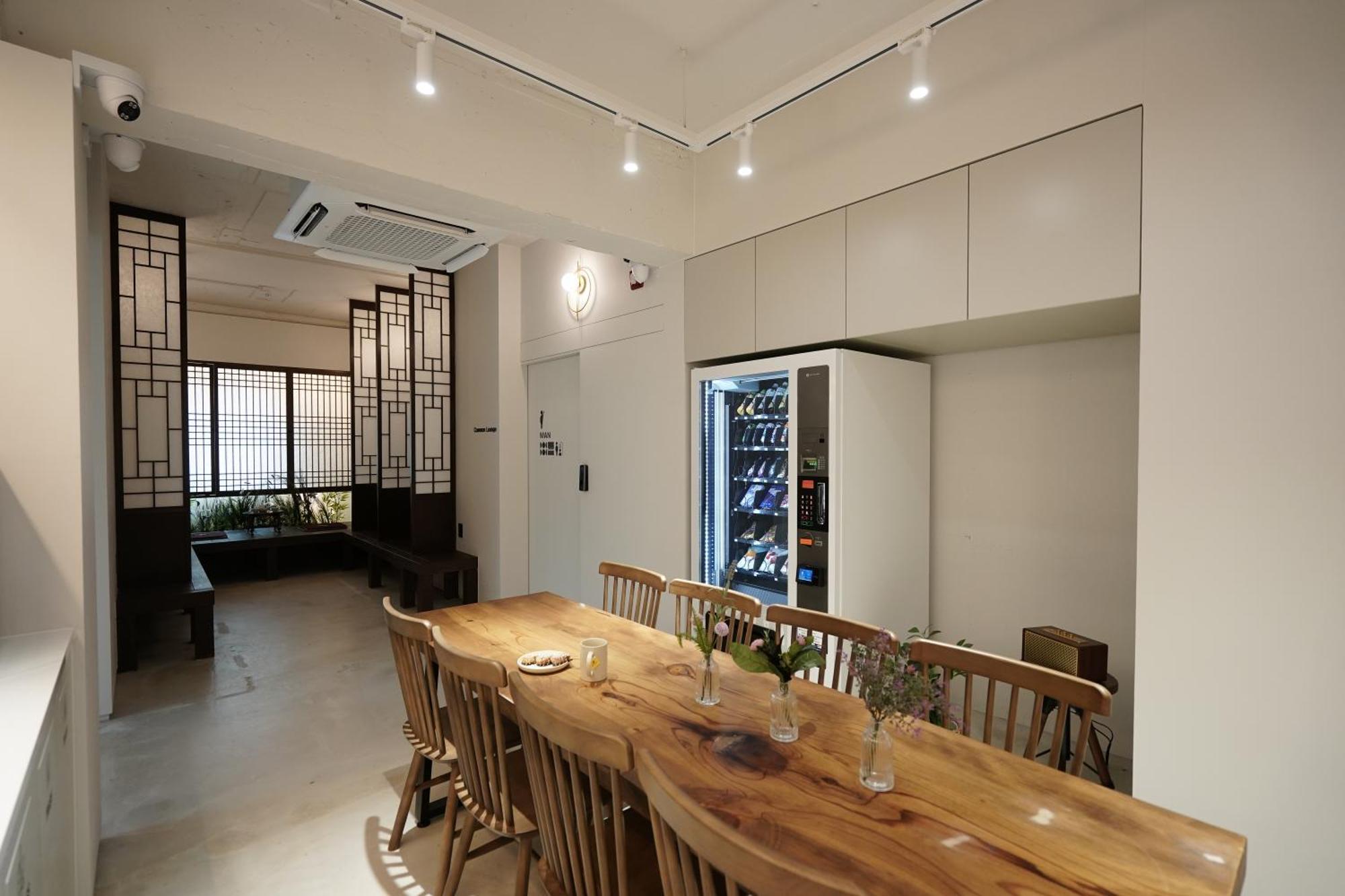 D A L Premium Capsule Hotel-woman Only Seoul