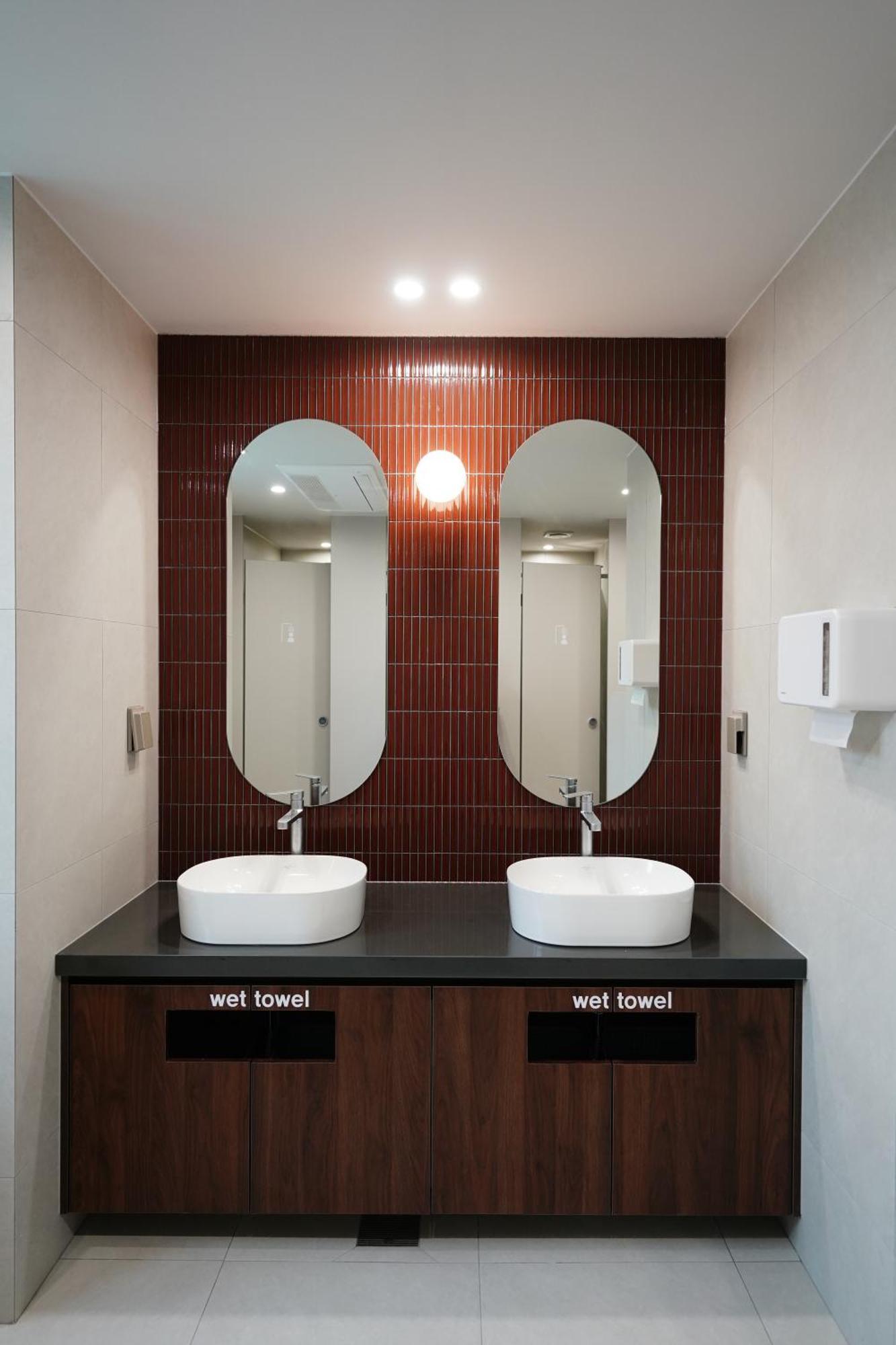 D A L Premium Capsule Hotel-woman Only Seoul