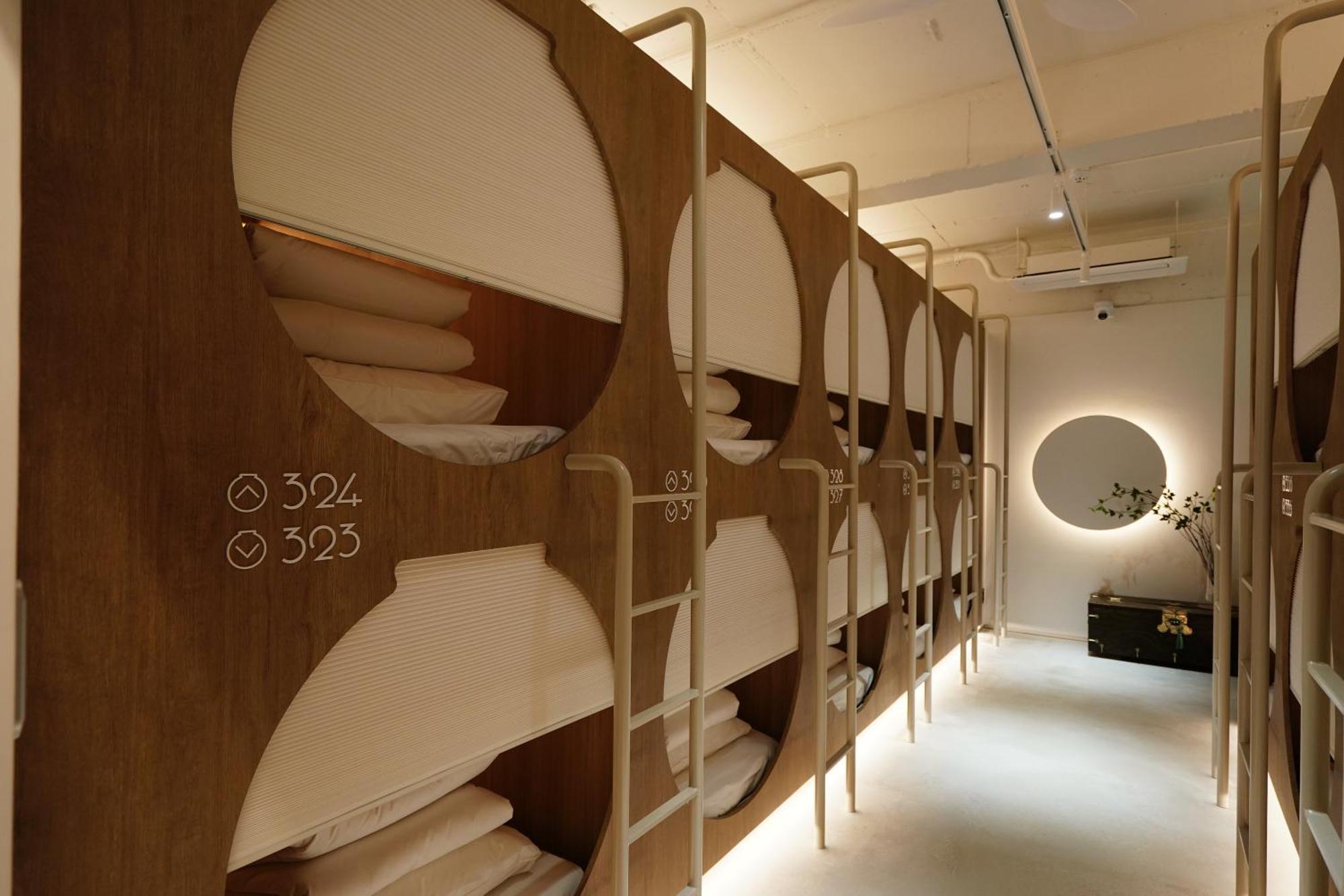 D A L Premium Capsule Hotel-woman Only